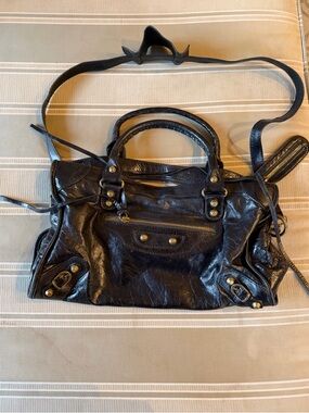 Classic Black Leather City Bag Made in Italy